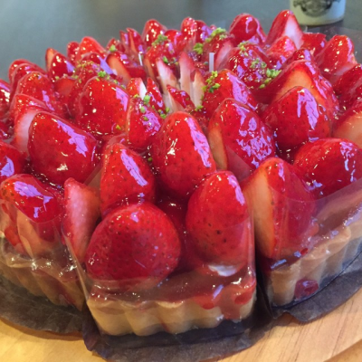 季節メニューが豊富!旬のフルーツを使ってケーキを作っております。