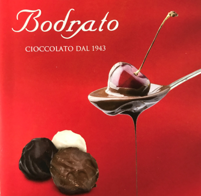 ボエロ　ピエモンテ州産グラッパにチェリーを漬け込んでチョコレートでコーティングしています。